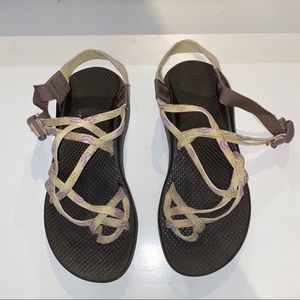 women’s chacos